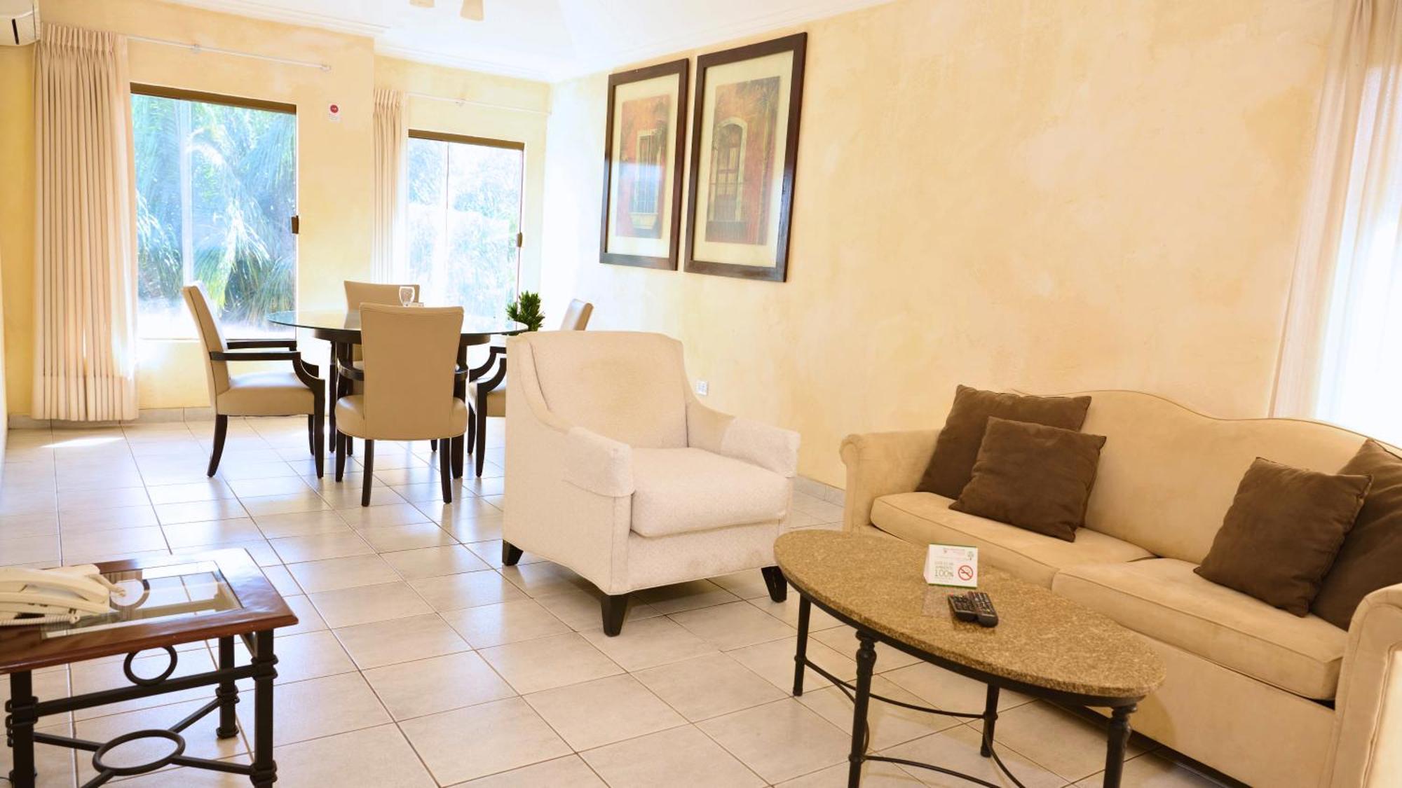 Buganvillas Hotel Suites Santa Cruz de La Sierra Εξωτερικό φωτογραφία