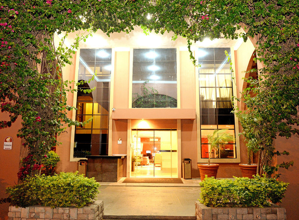Buganvillas Hotel Suites Santa Cruz de La Sierra Εξωτερικό φωτογραφία